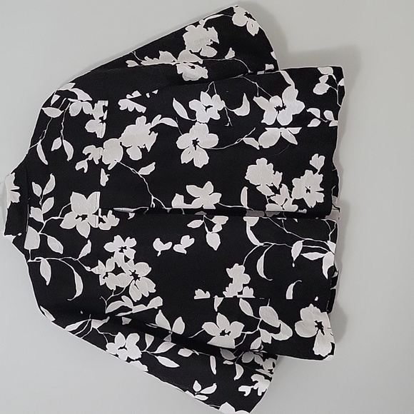 Coldwater Creek Black and White Floral Jacket, Size 16 - Picture 4 of 8